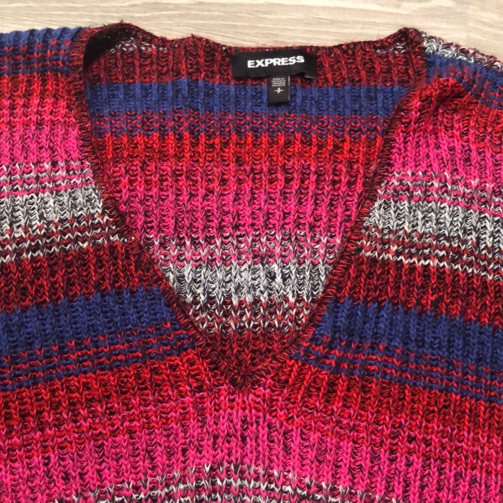 * Express Sweater - Small - Picture 5 of 8